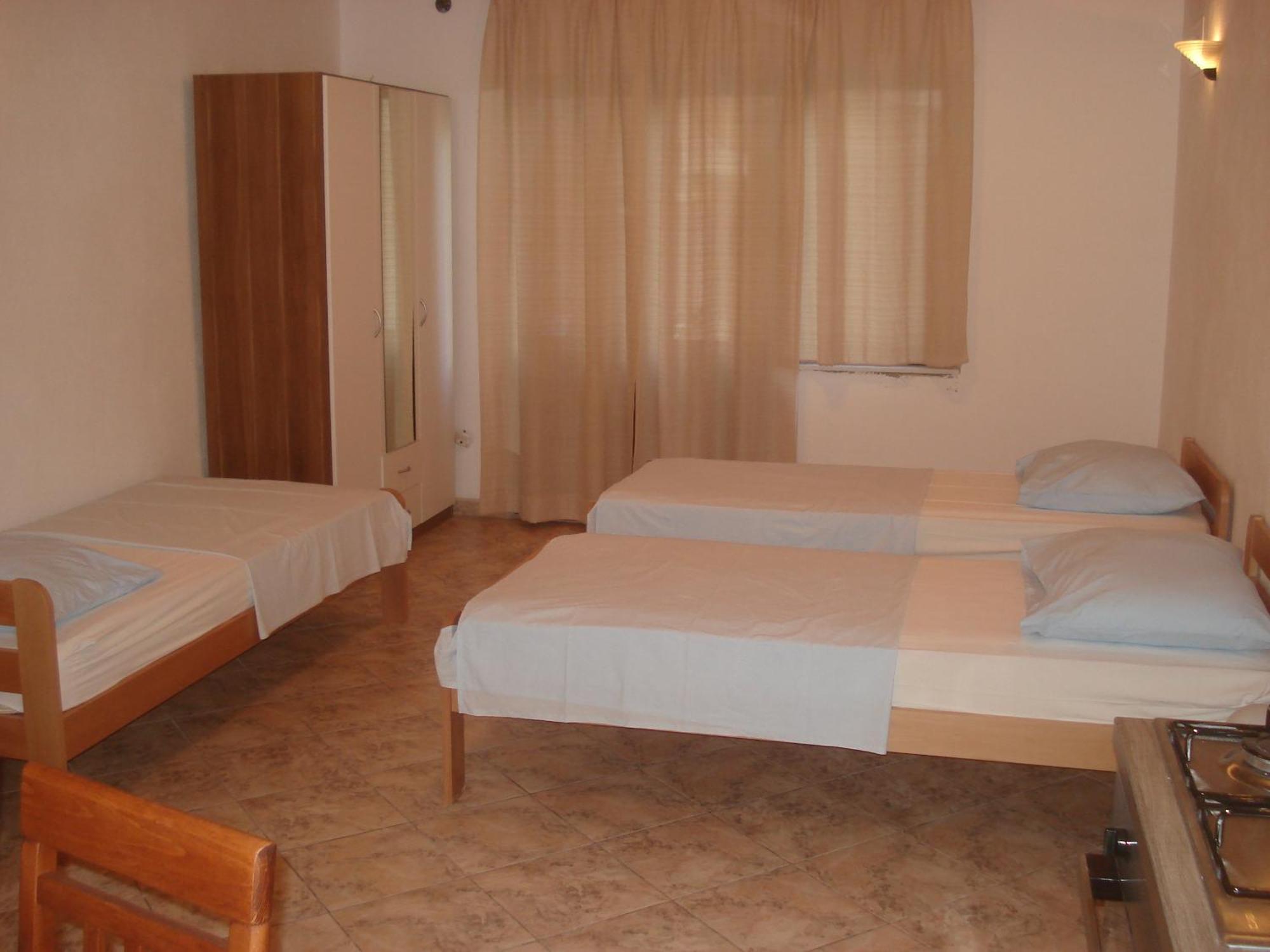 Guest House Karevic Хвар Стая снимка