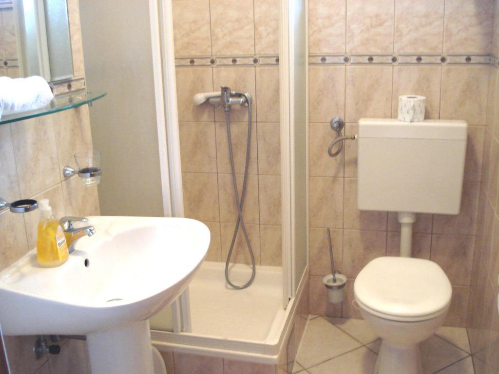 Guest House Karevic Хвар Екстериор снимка