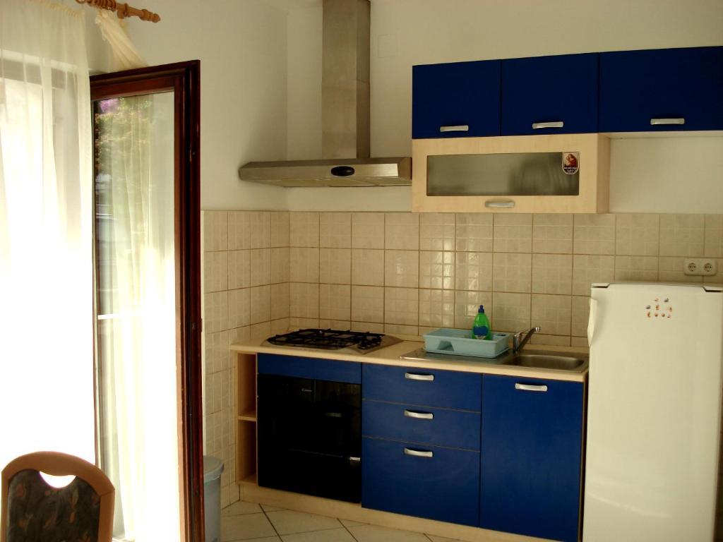 Guest House Karevic Хвар Екстериор снимка